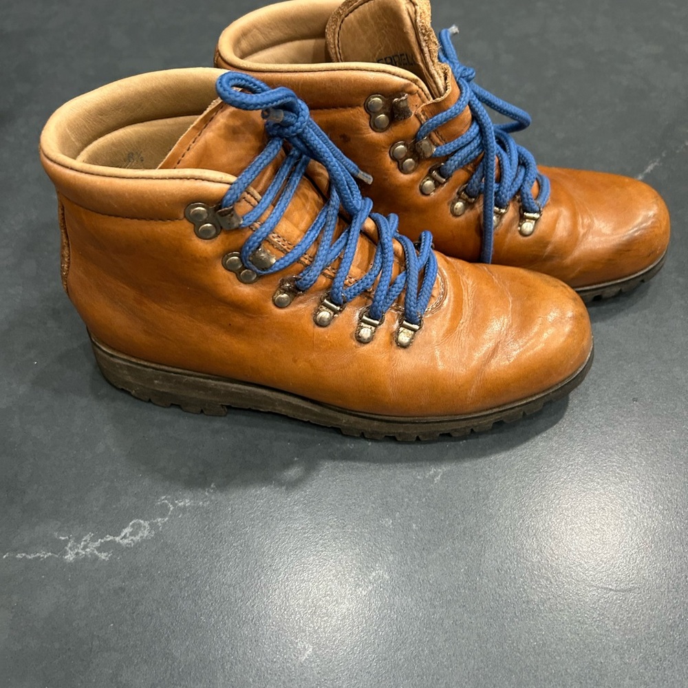 Vintage MERRELL Leather Hiking Boots with Blue Laces